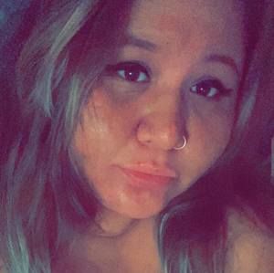 Meet your Posher, Simone